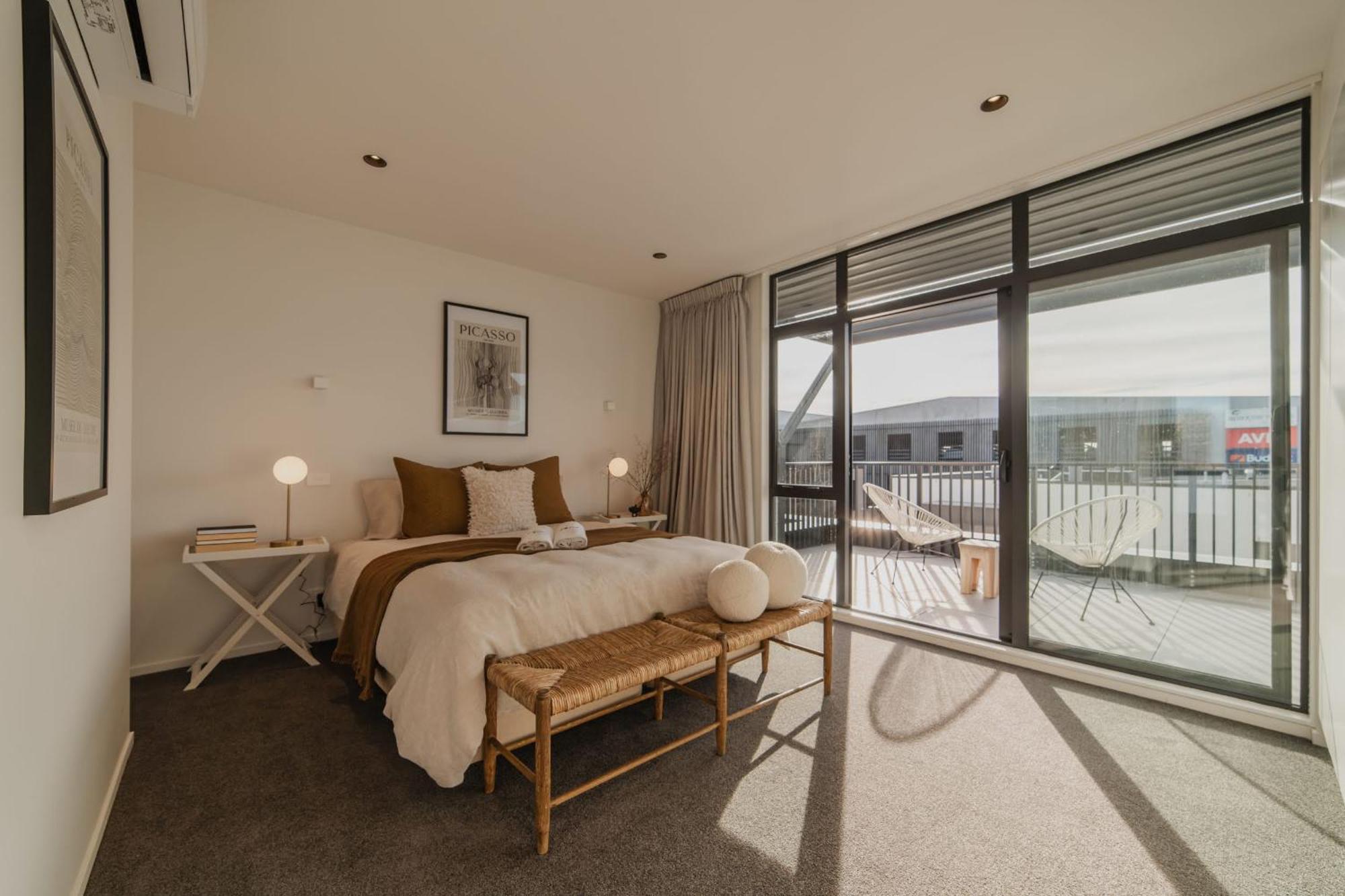 Вилла Chic And Contemporary Living At Cambridge Terrace Крайстчёрч Экстерьер фото